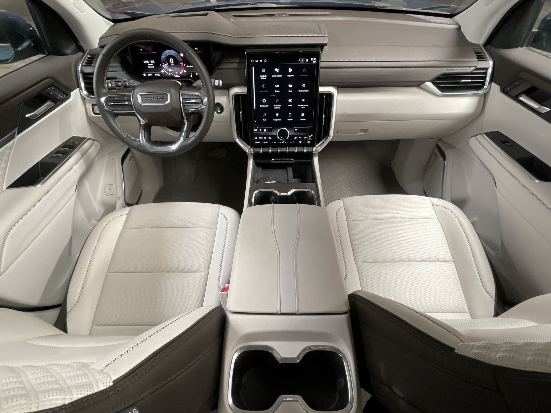 2024 GMC ACADIA DENALI G