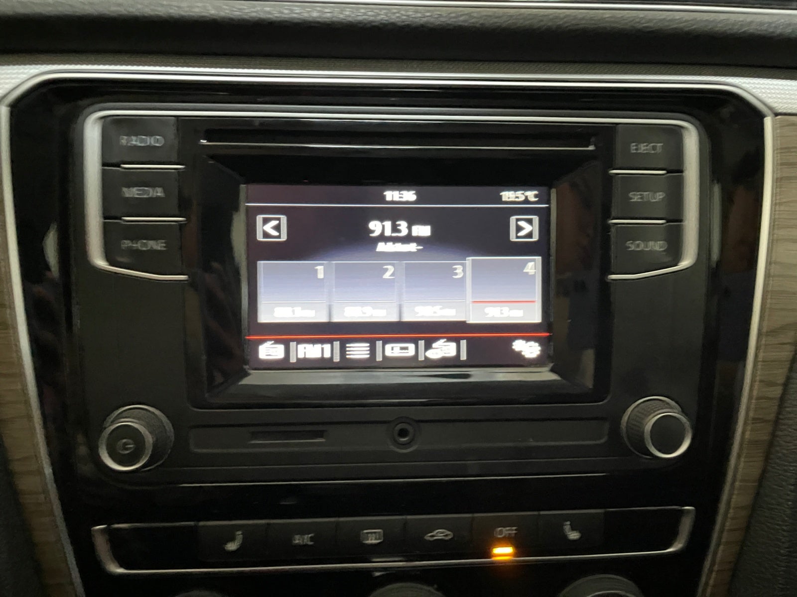 2017 Volkswagen PASSAT PASSAT SPORTLINE