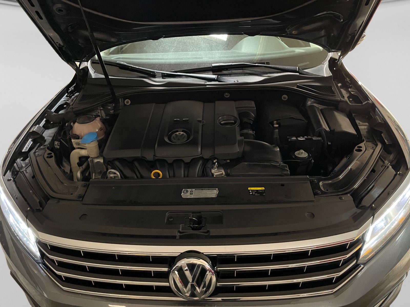 2017 Volkswagen PASSAT PASSAT SPORTLINE