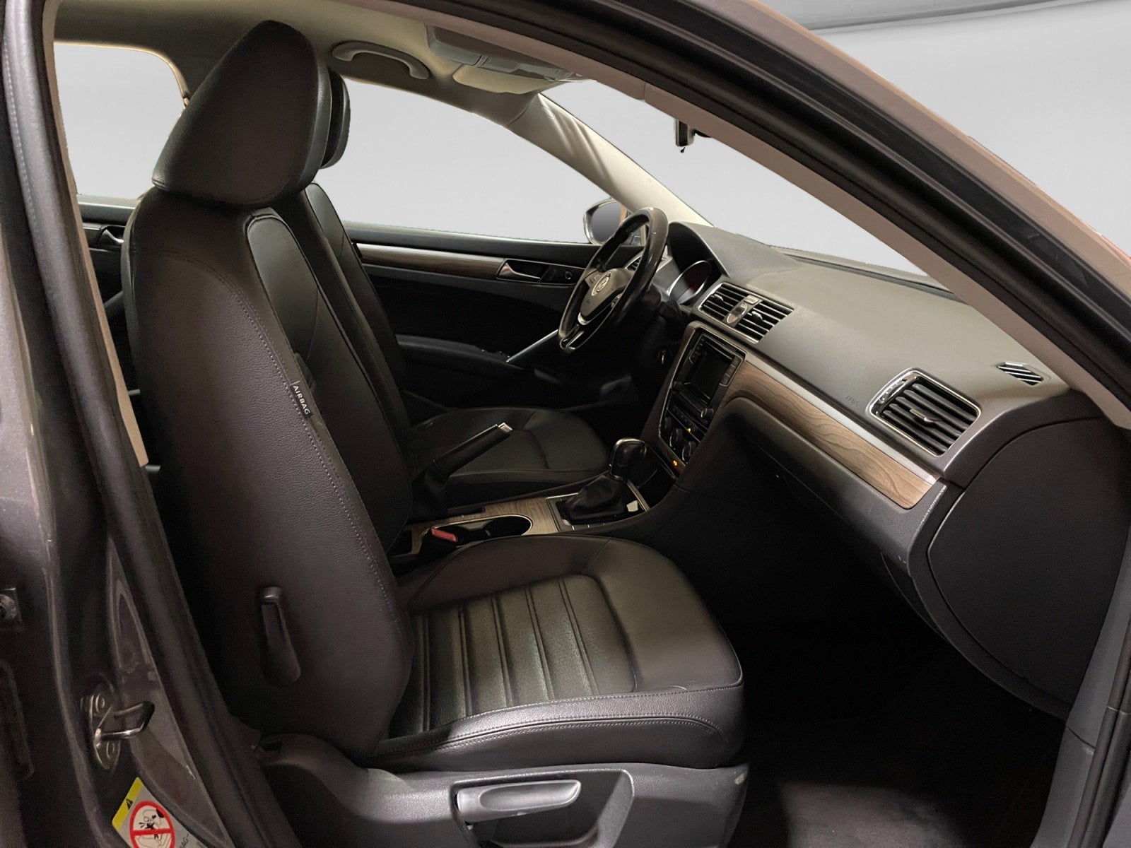 2017 Volkswagen PASSAT PASSAT SPORTLINE