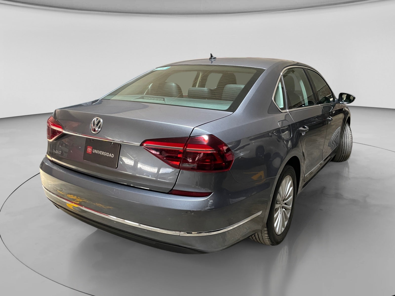 2017 Volkswagen PASSAT PASSAT SPORTLINE