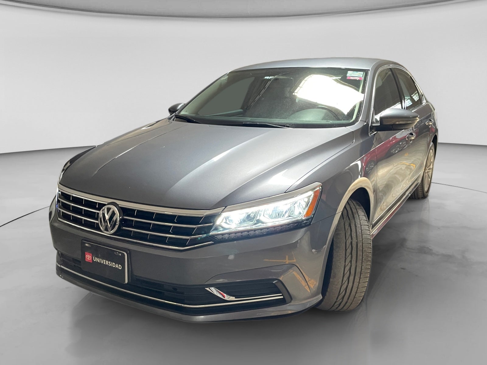 2017 Volkswagen PASSAT PASSAT SPORTLINE