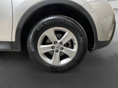 2013 Toyota RAV4 RAV4 XLE 4X2