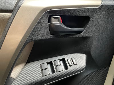 2015 Toyota RAV4 RAV4 4X2 LE BASE
