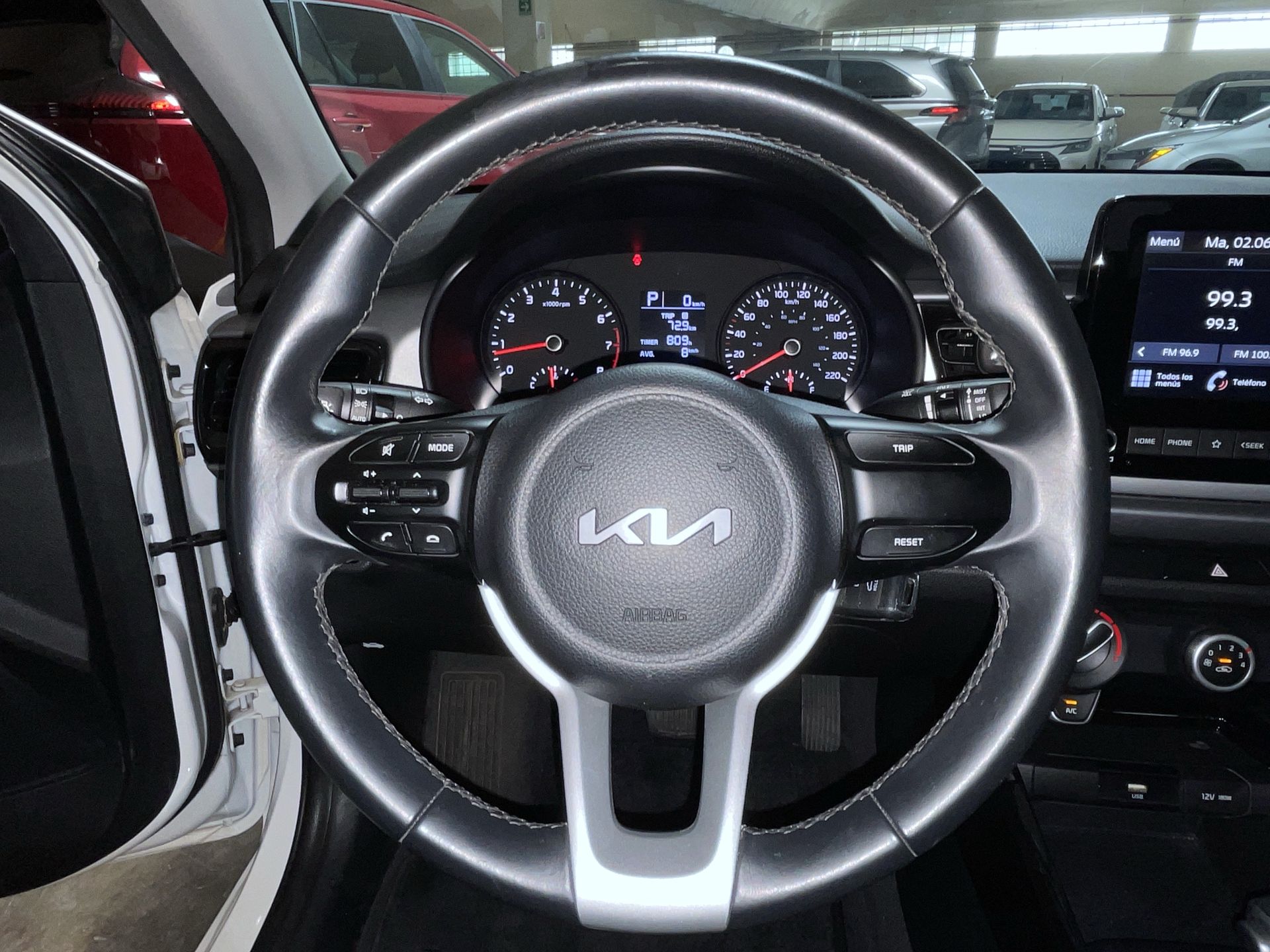 2023 Kia RIO LX TA