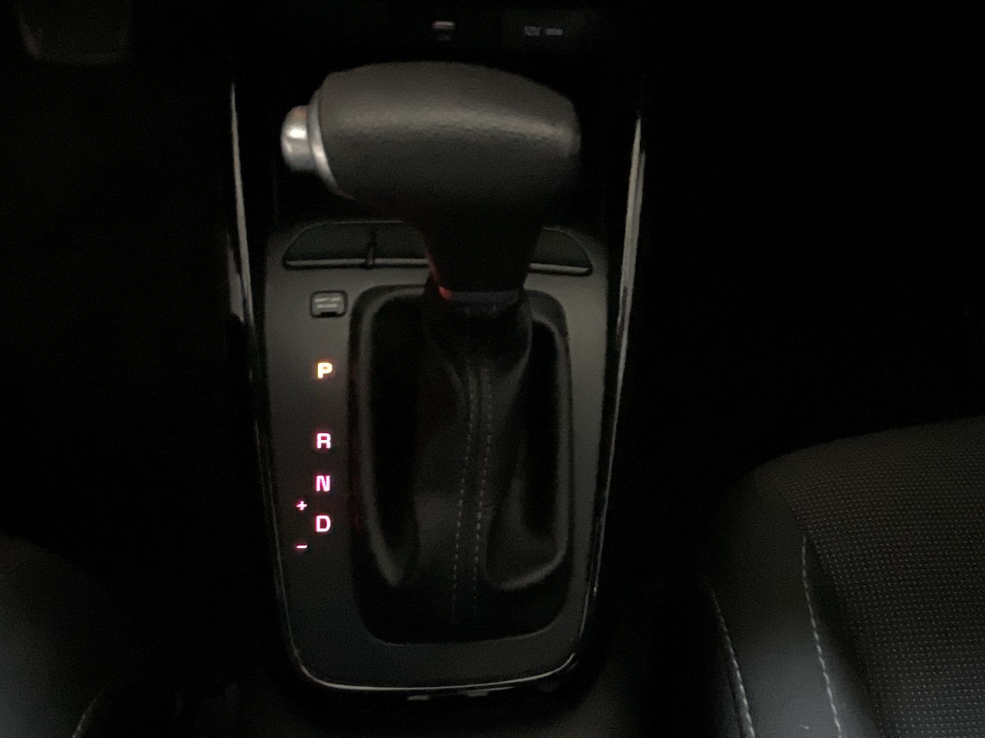 2023 Kia RIO LX TA
