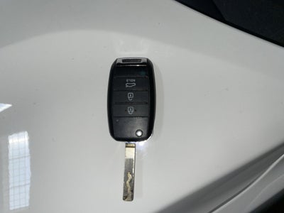 2023 Kia RIO LX TA