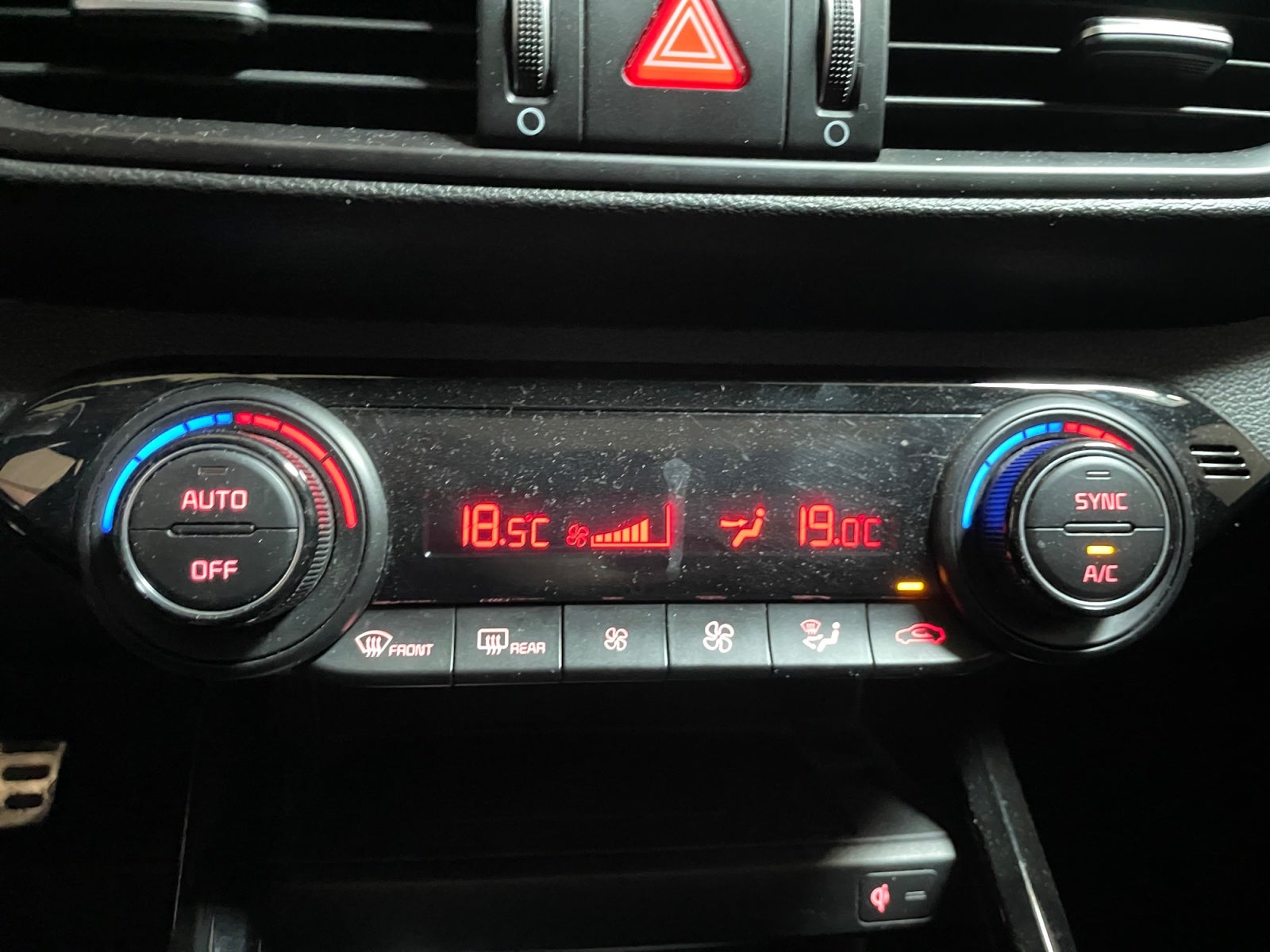 2024 Kia FORTE GT LINE