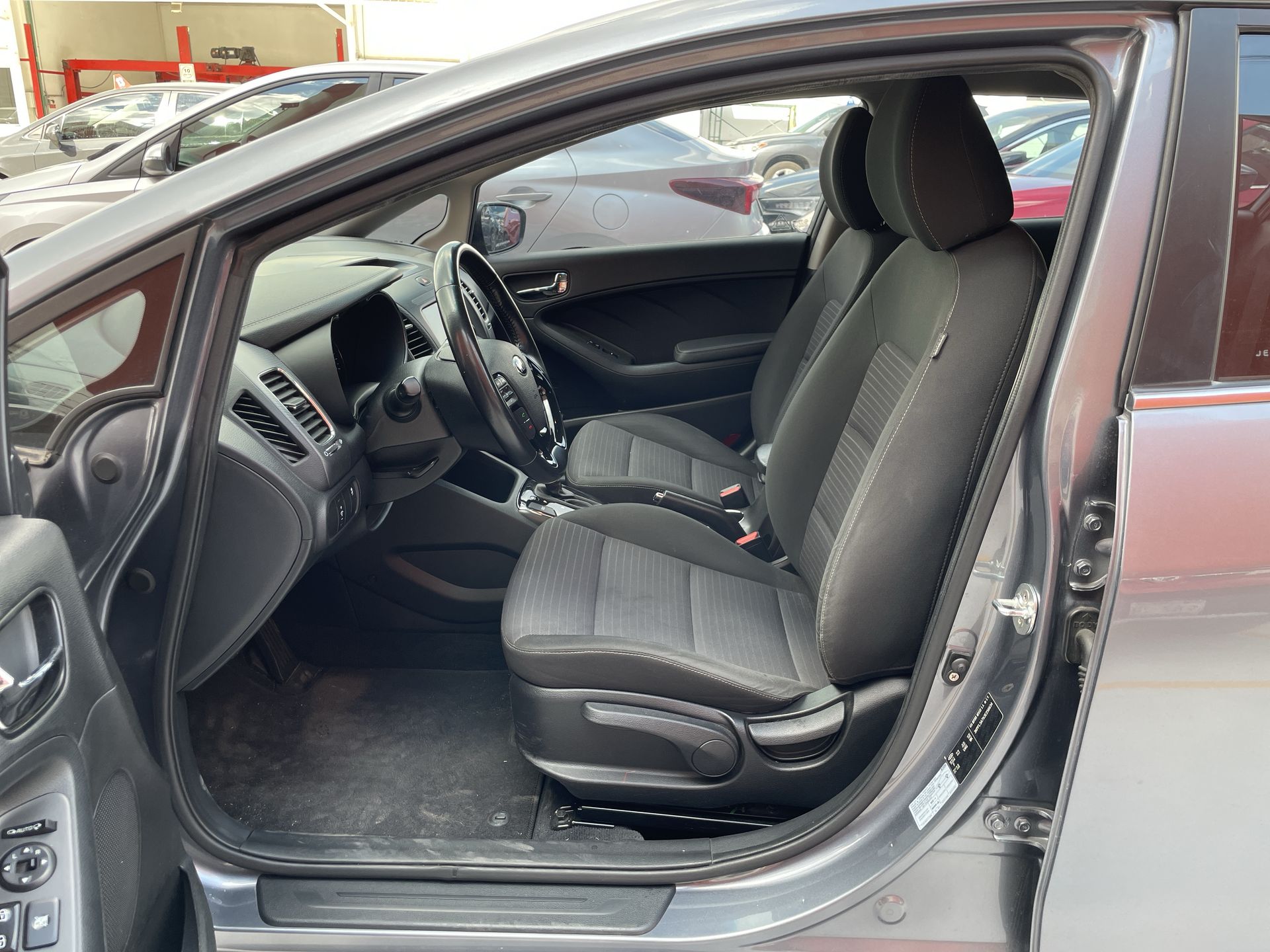 2018 Kia FORTE 2.0L EX T/A