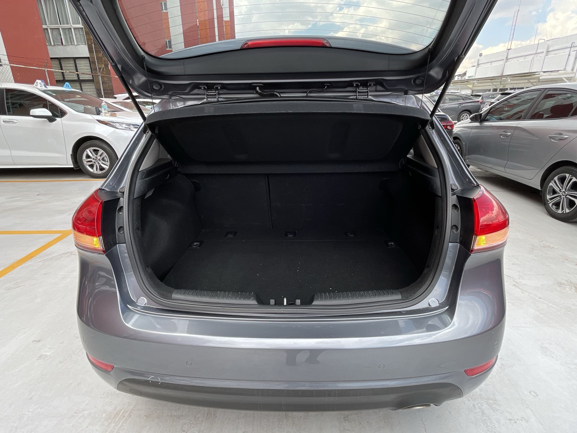 2018 Kia FORTE 2.0L EX T/A