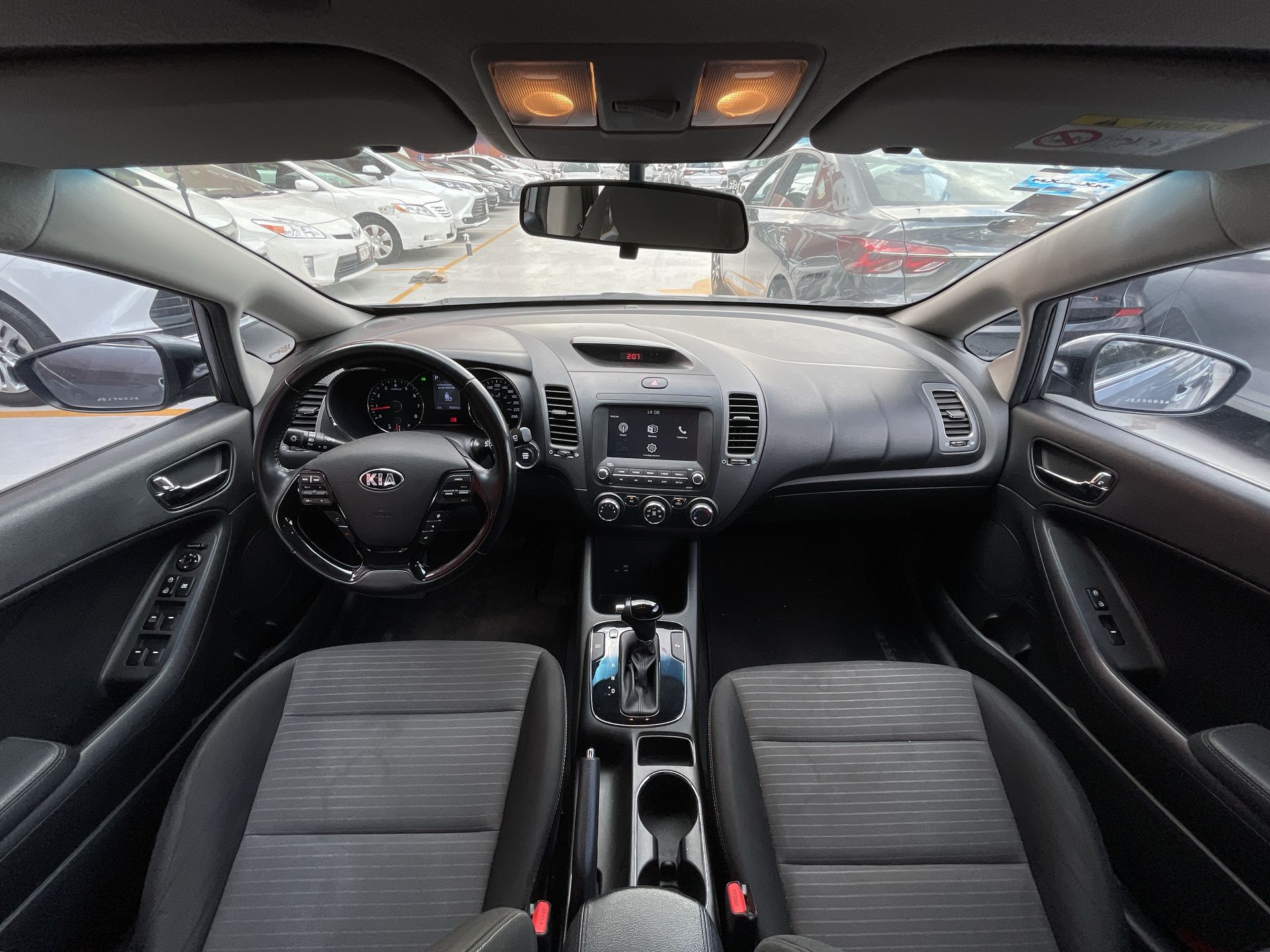 2018 Kia FORTE 2.0L EX T/A