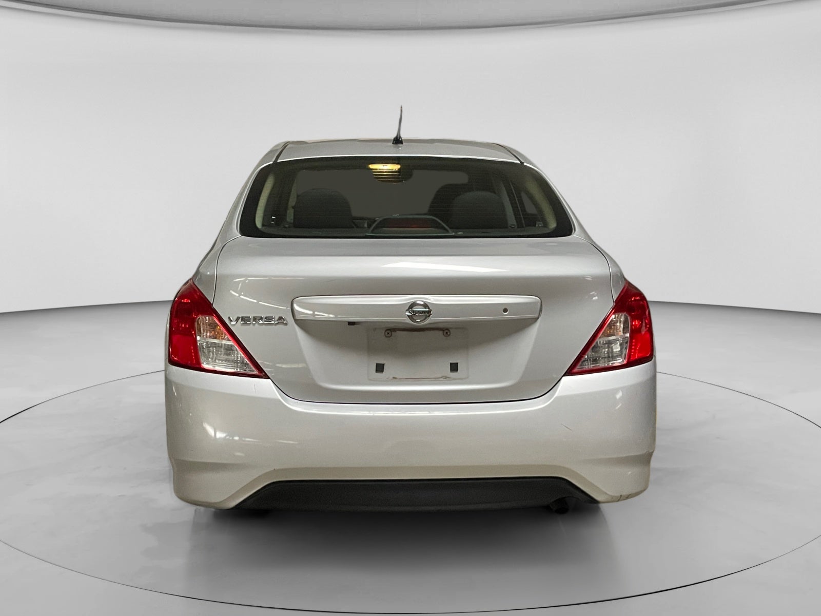 2019 Nissan VERSA ADVANCE AT AC