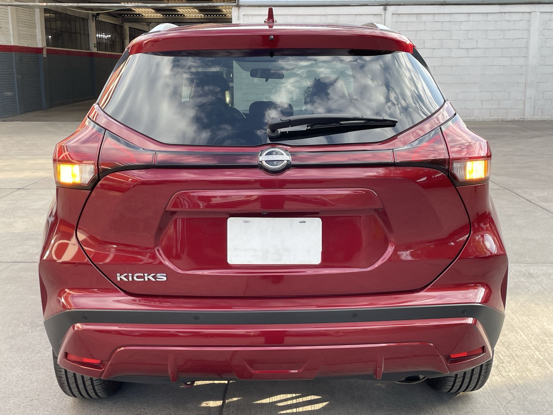 2023 Nissan KICKS EXCLUSIVE 1.6 LTS CVT 23