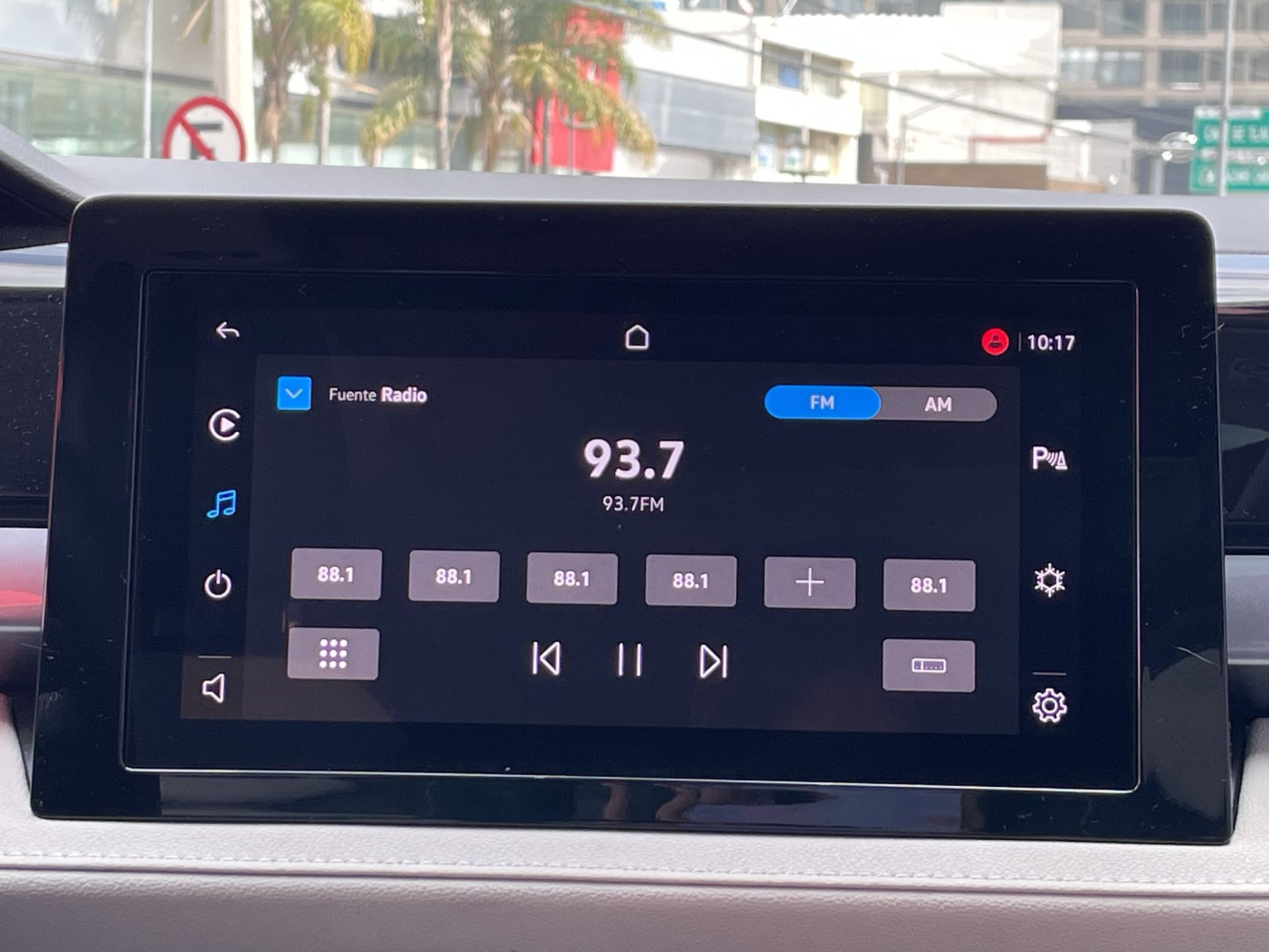 2025 Volkswagen TAOS HIGHLINE