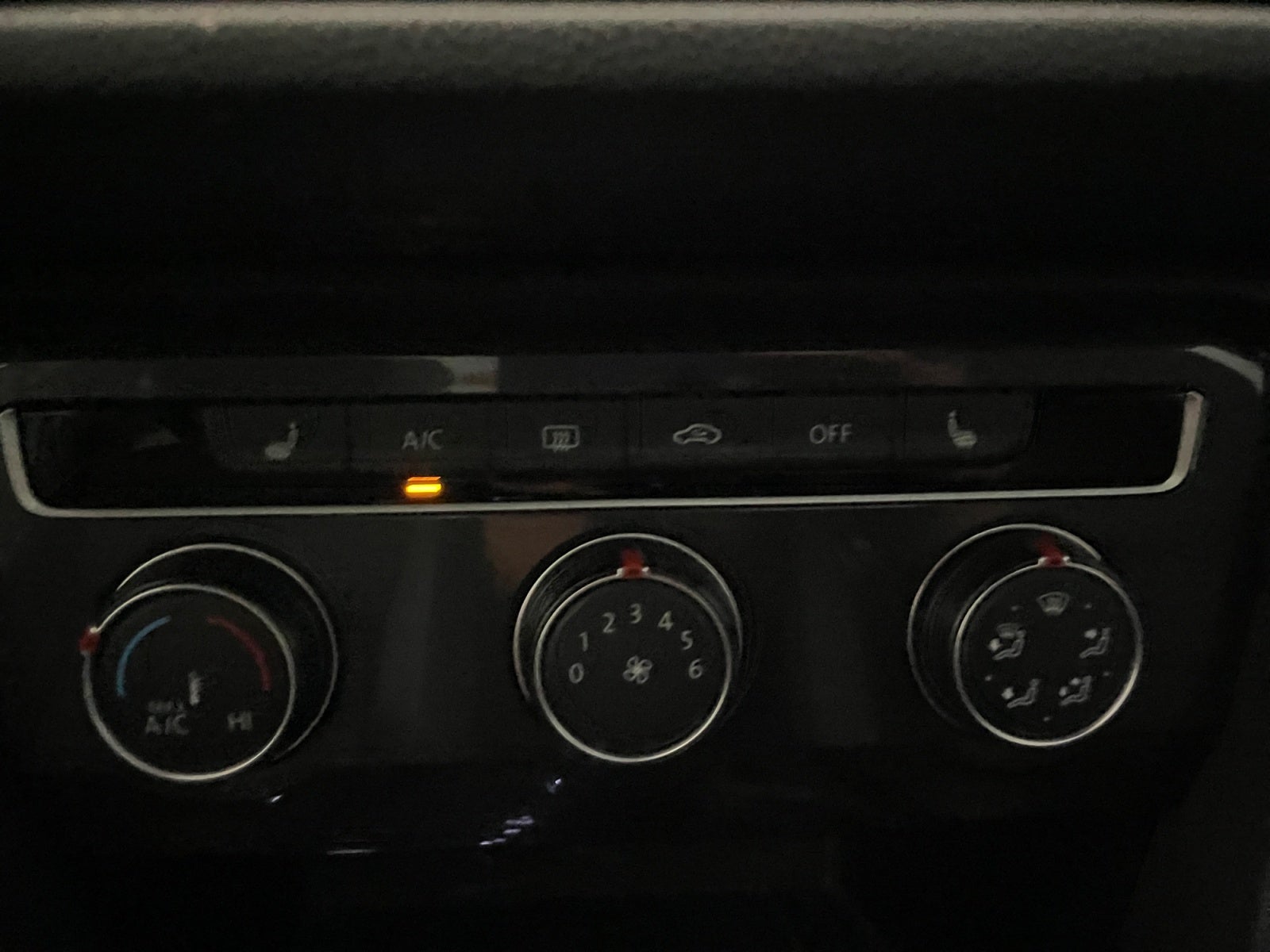 2021 Volkswagen TIGUAN COMFORTLINE