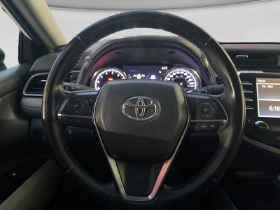 2019 Toyota CAMRY XLE