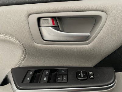 2017 Toyota CAMRY XLE NAVI L4 AT