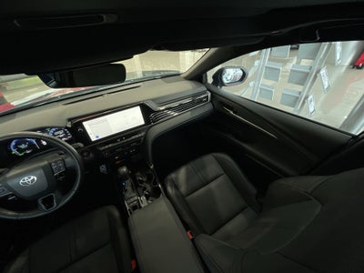 2025 Toyota CAMRY XSE BI-TONE HEV