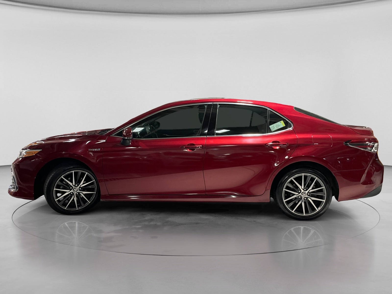 2021 Toyota CAMRY XLE HV
