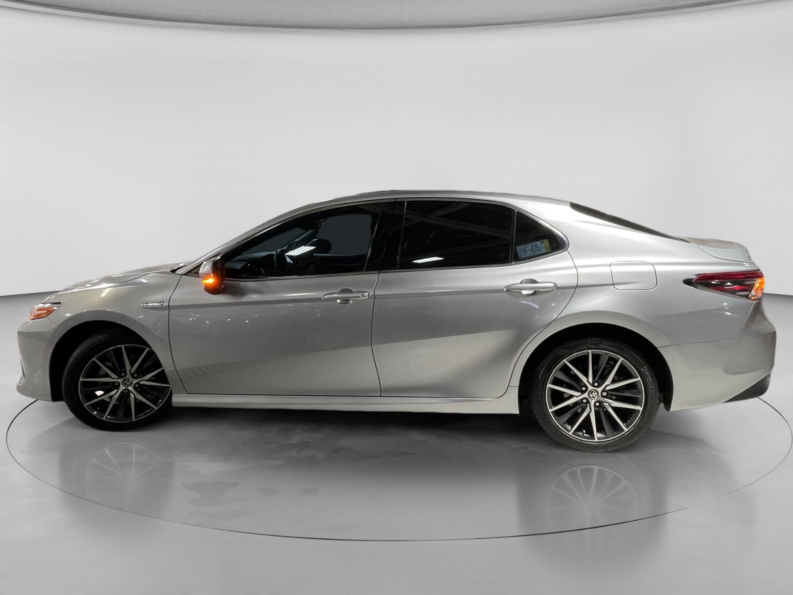 2021 Toyota CAMRY XLE HV