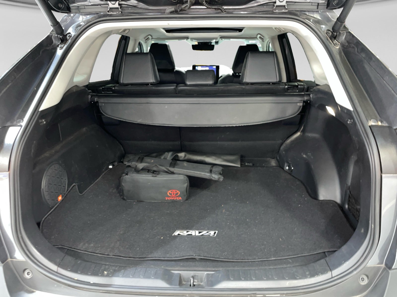 2024 Toyota IMPALA LIMITED HV