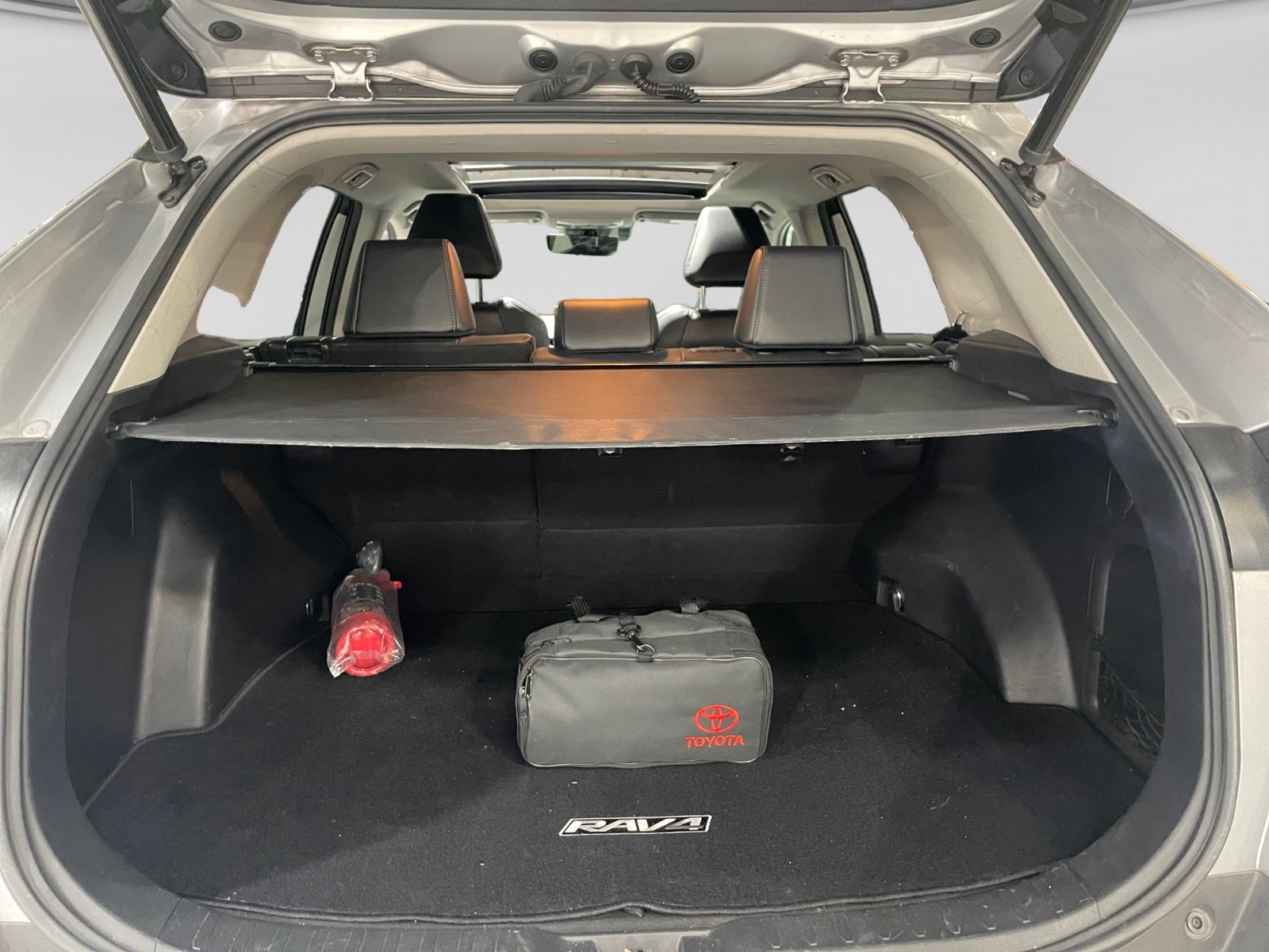 2021 Toyota RAV4 LIMITED HV