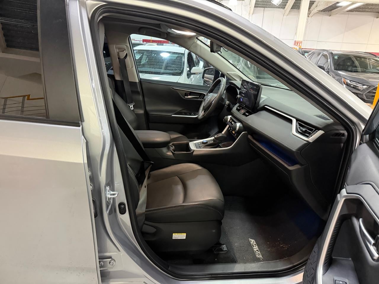 2023 Toyota RAV4 LIMITED HV