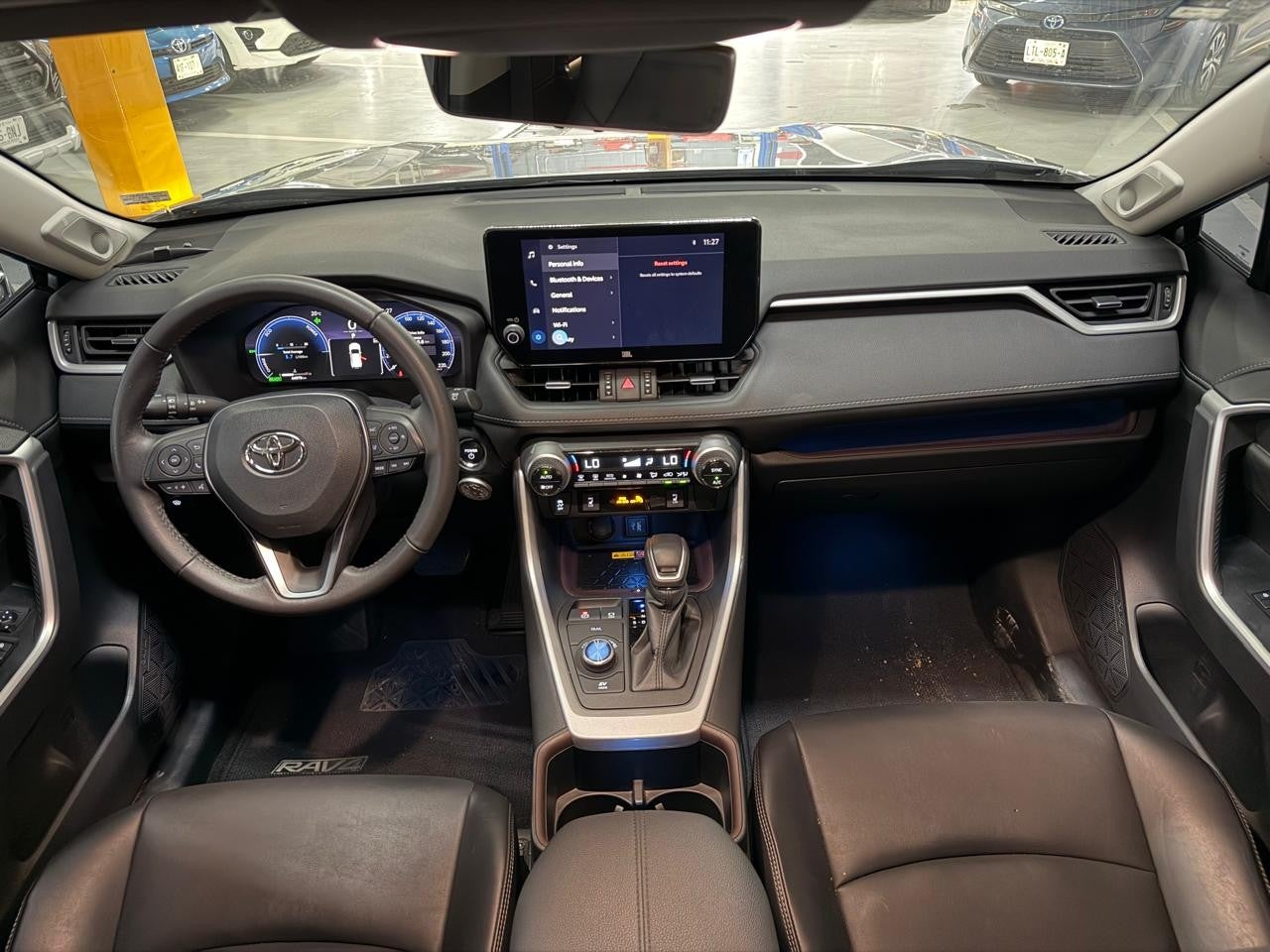2023 Toyota RAV4 LIMITED HV