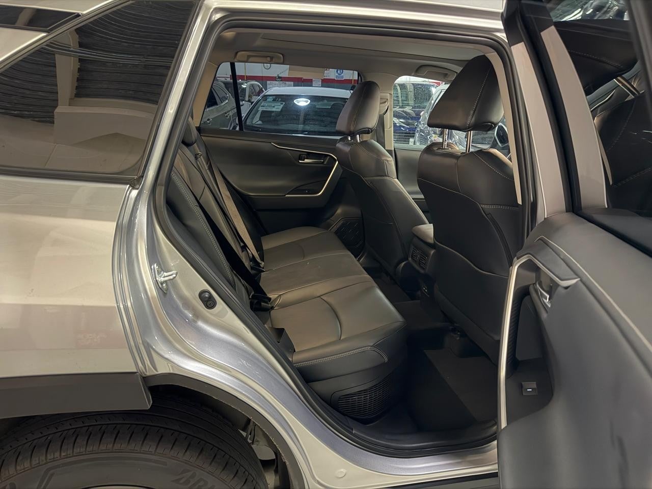 2023 Toyota RAV4 LIMITED HV