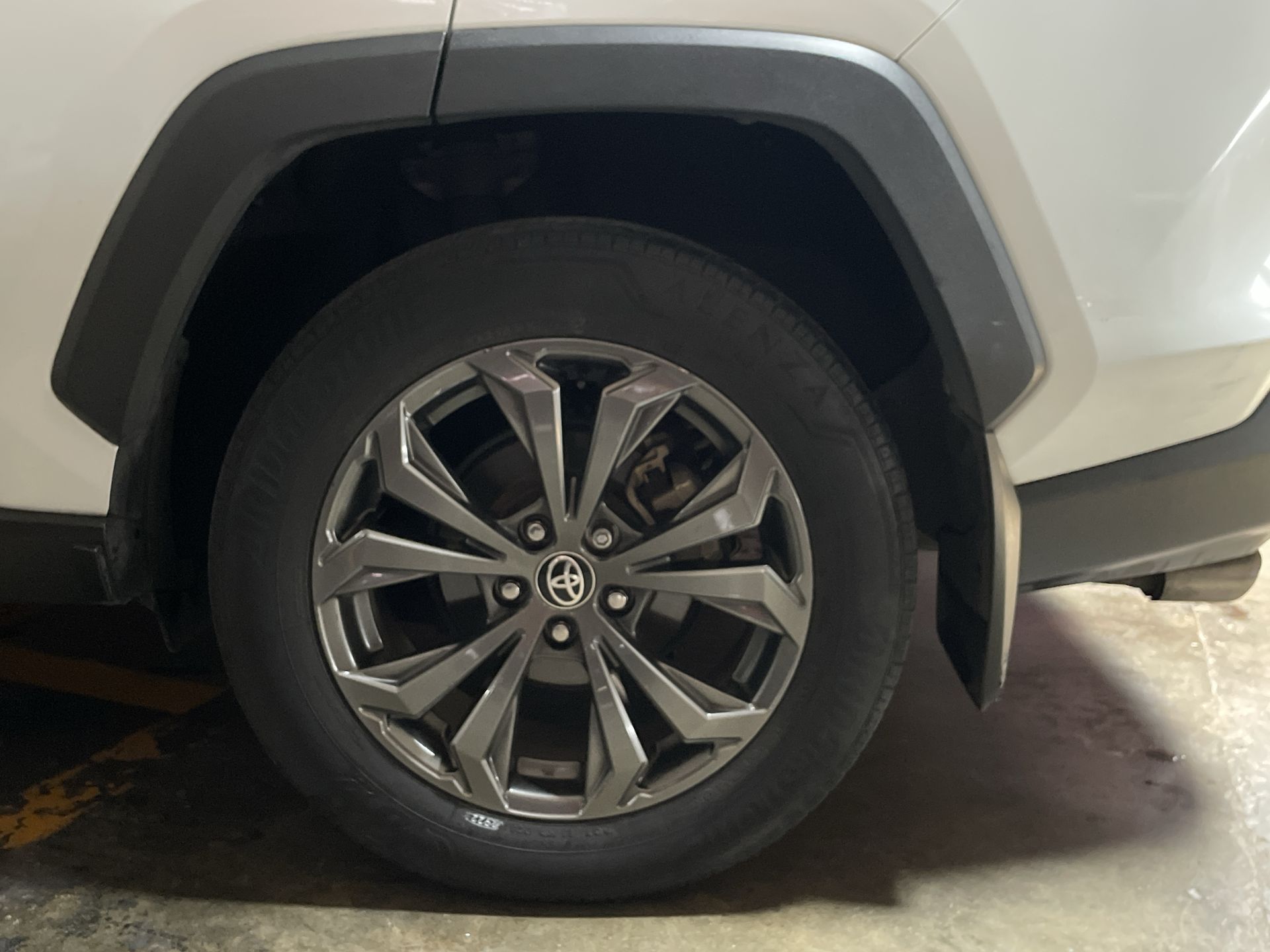 2023 Toyota RAV4 LIMITED HV