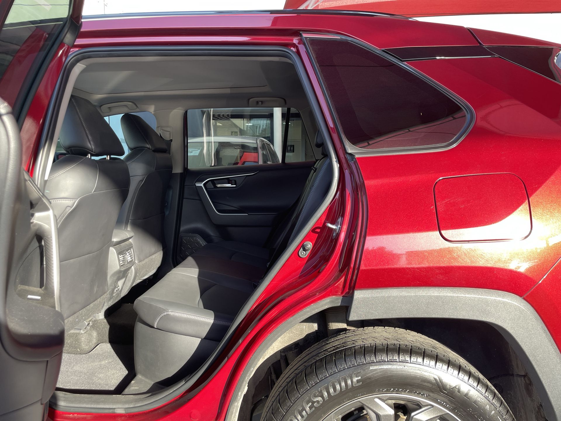 2024 Toyota RAV4 LIMITED HV