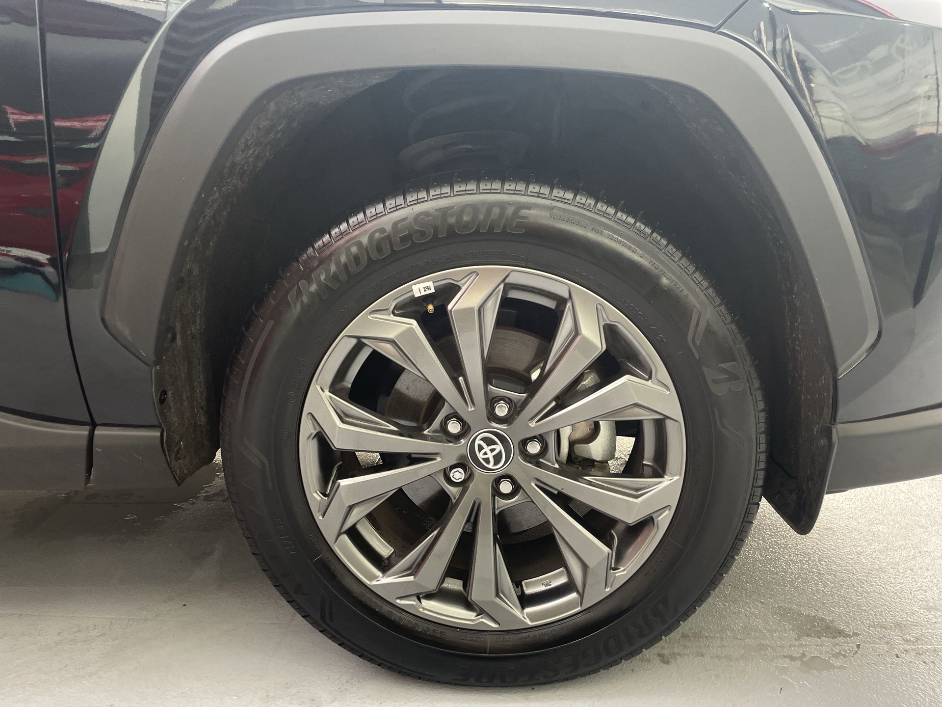 2024 Toyota RAV4 LIMITED HV