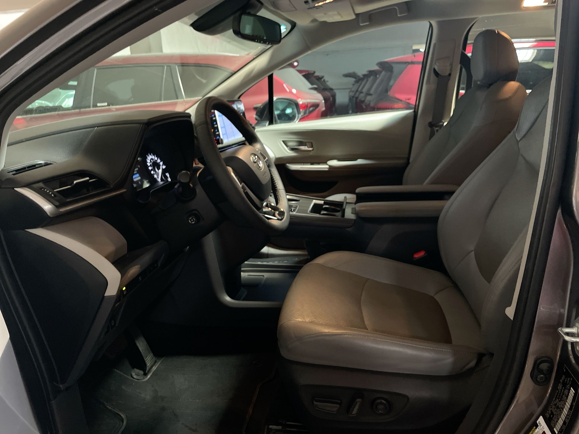 2022 Toyota SIENNA LIMITED