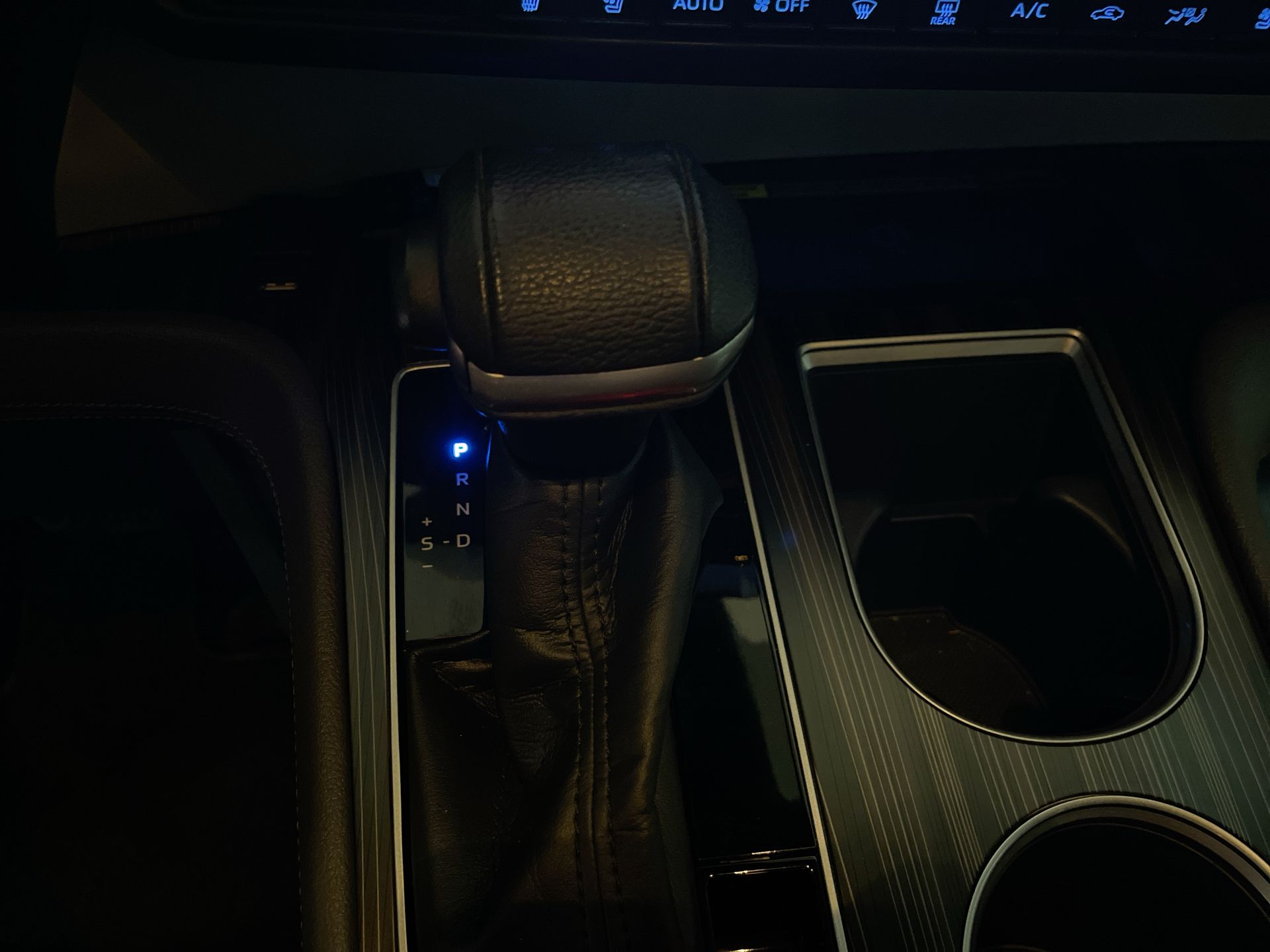 2022 Toyota SIENNA LIMITED