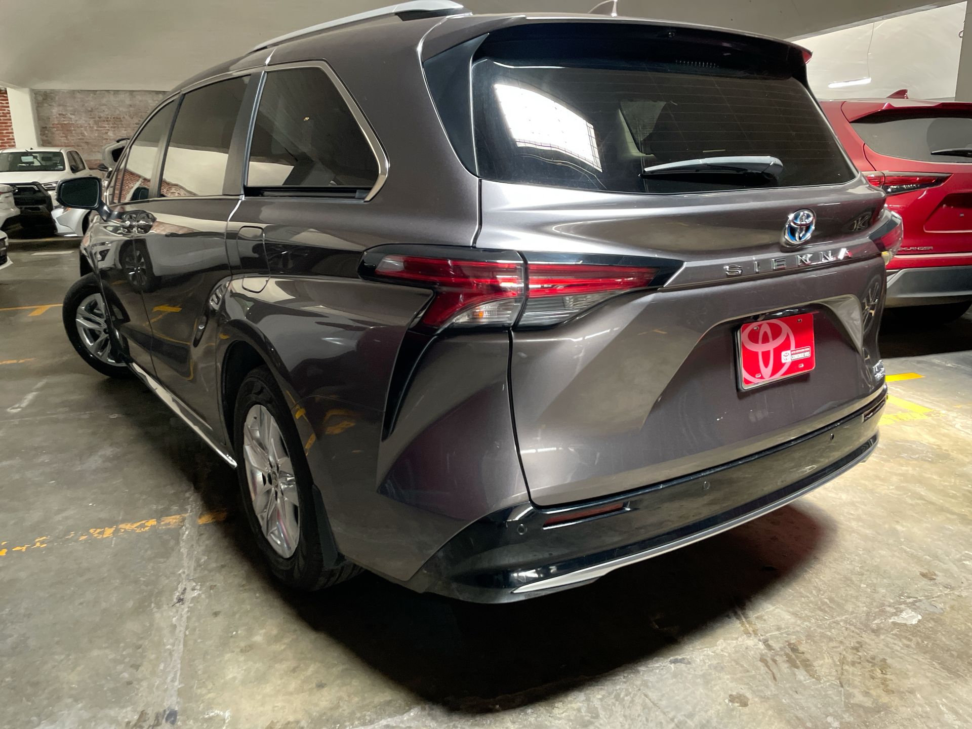2022 Toyota SIENNA LIMITED