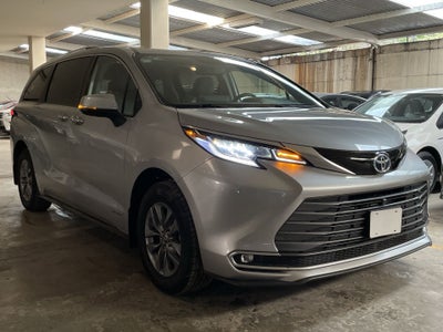 2021 Toyota SIENNA LIMITED