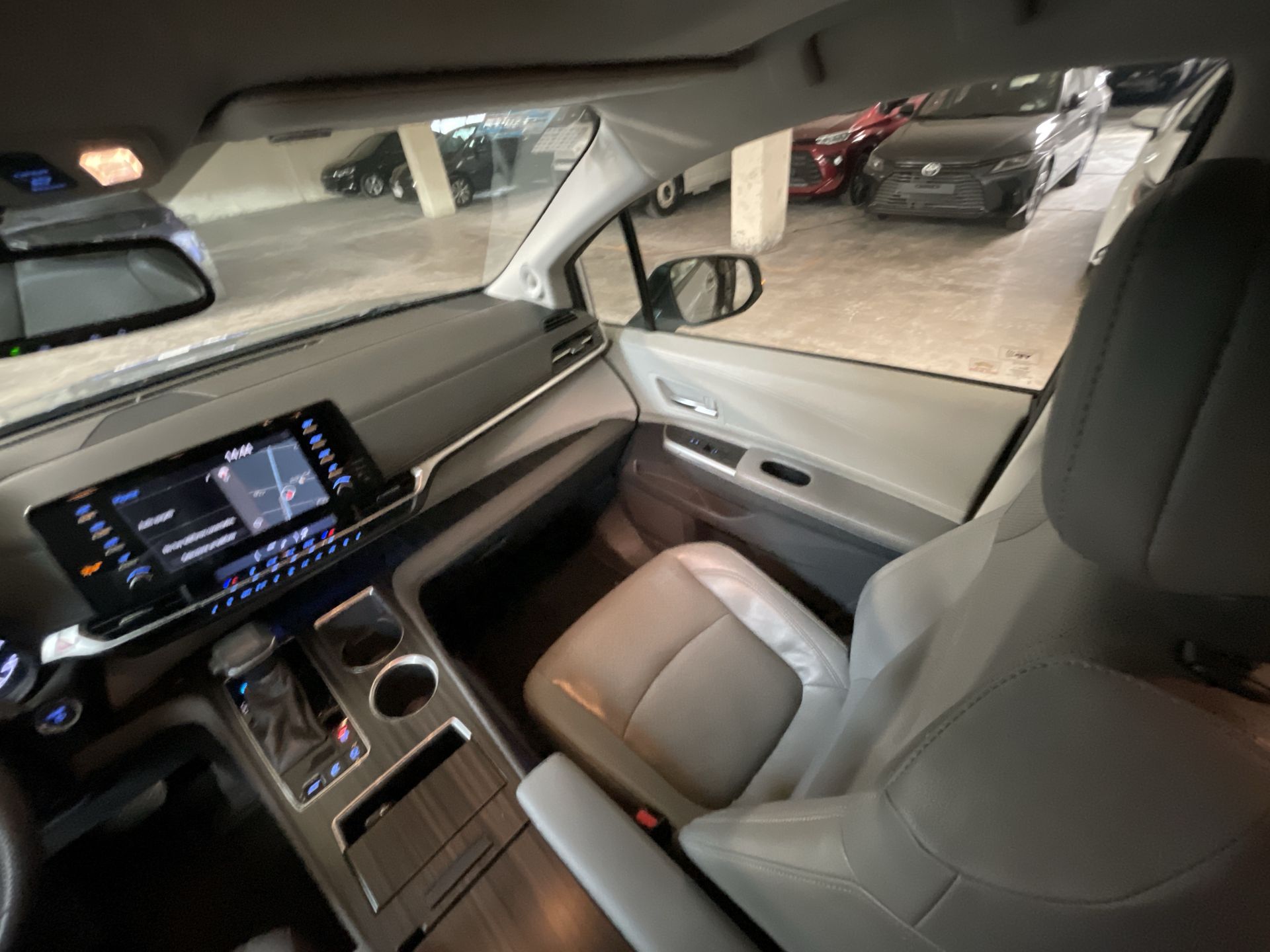 2021 Toyota SIENNA LIMITED