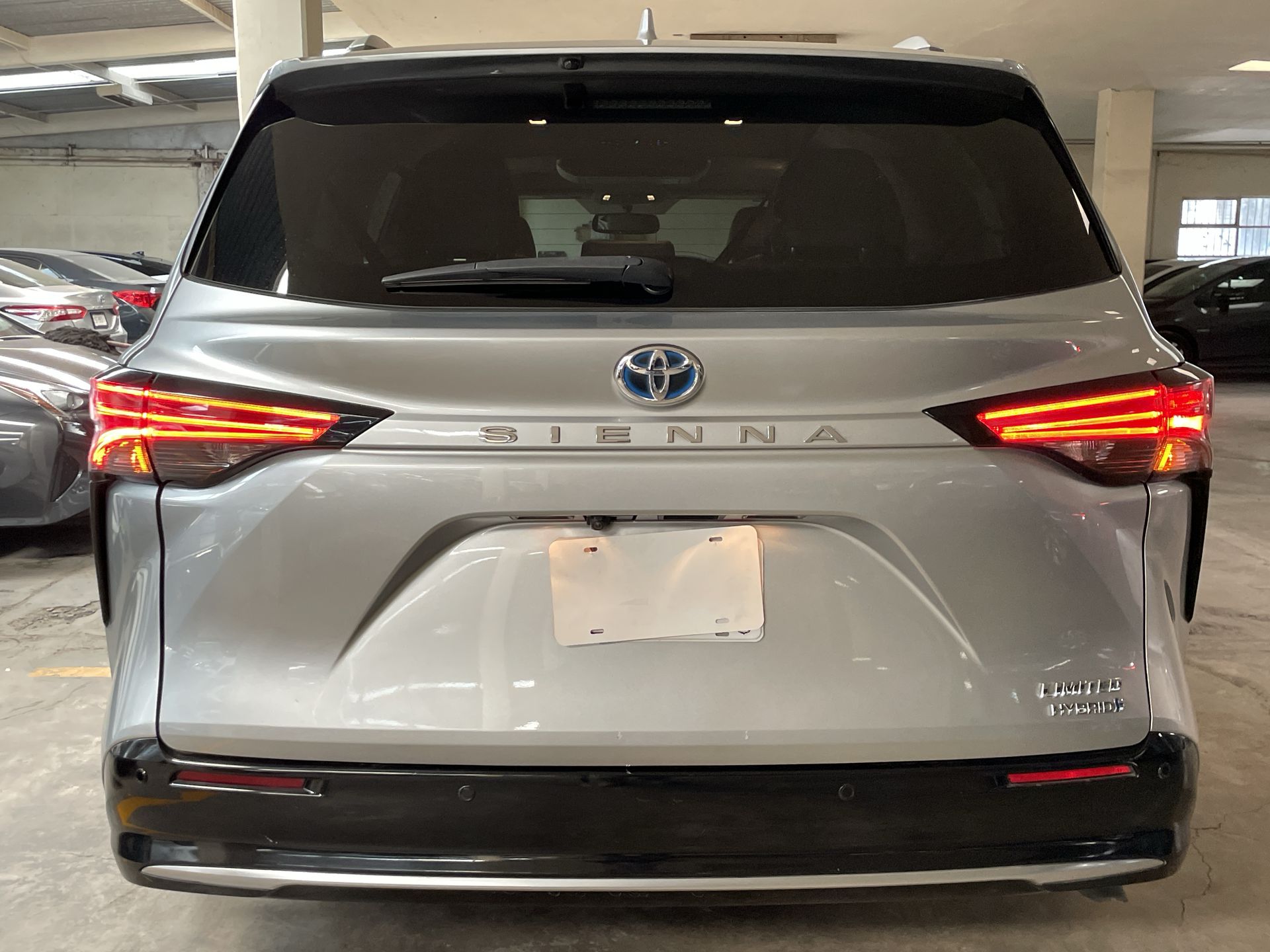 2021 Toyota SIENNA LIMITED