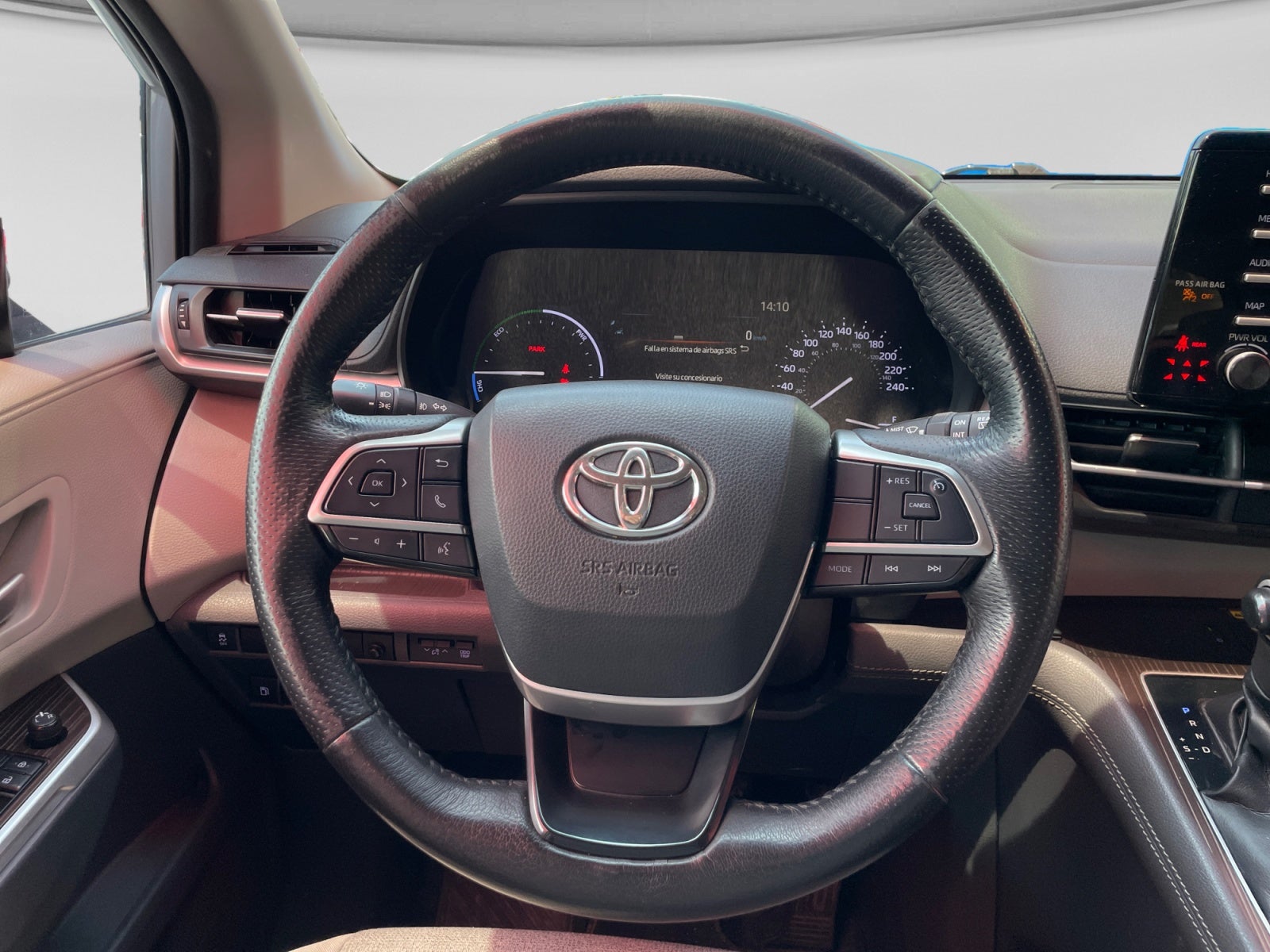 2021 Toyota SIENNA XLE
