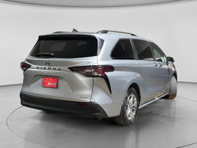 2023 Toyota SIENNA XLE PIEL