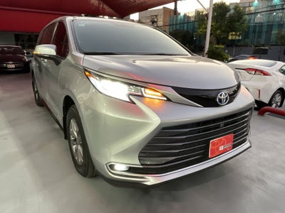 2021 Toyota SIENNA LIMITED