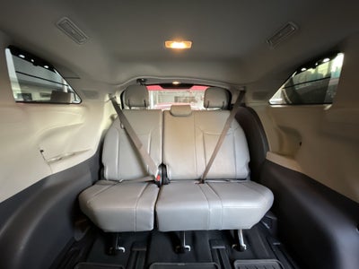 2021 Toyota SIENNA LIMITED