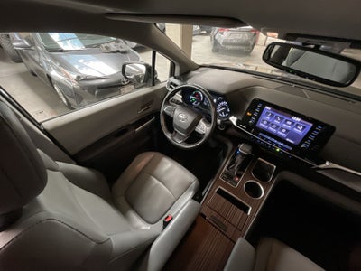 2021 Toyota SIENNA XLE PIEL