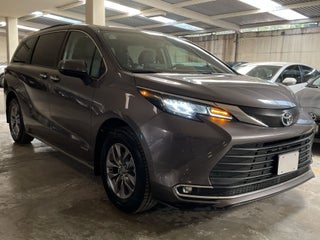2021 Toyota SIENNA XLE PIEL
