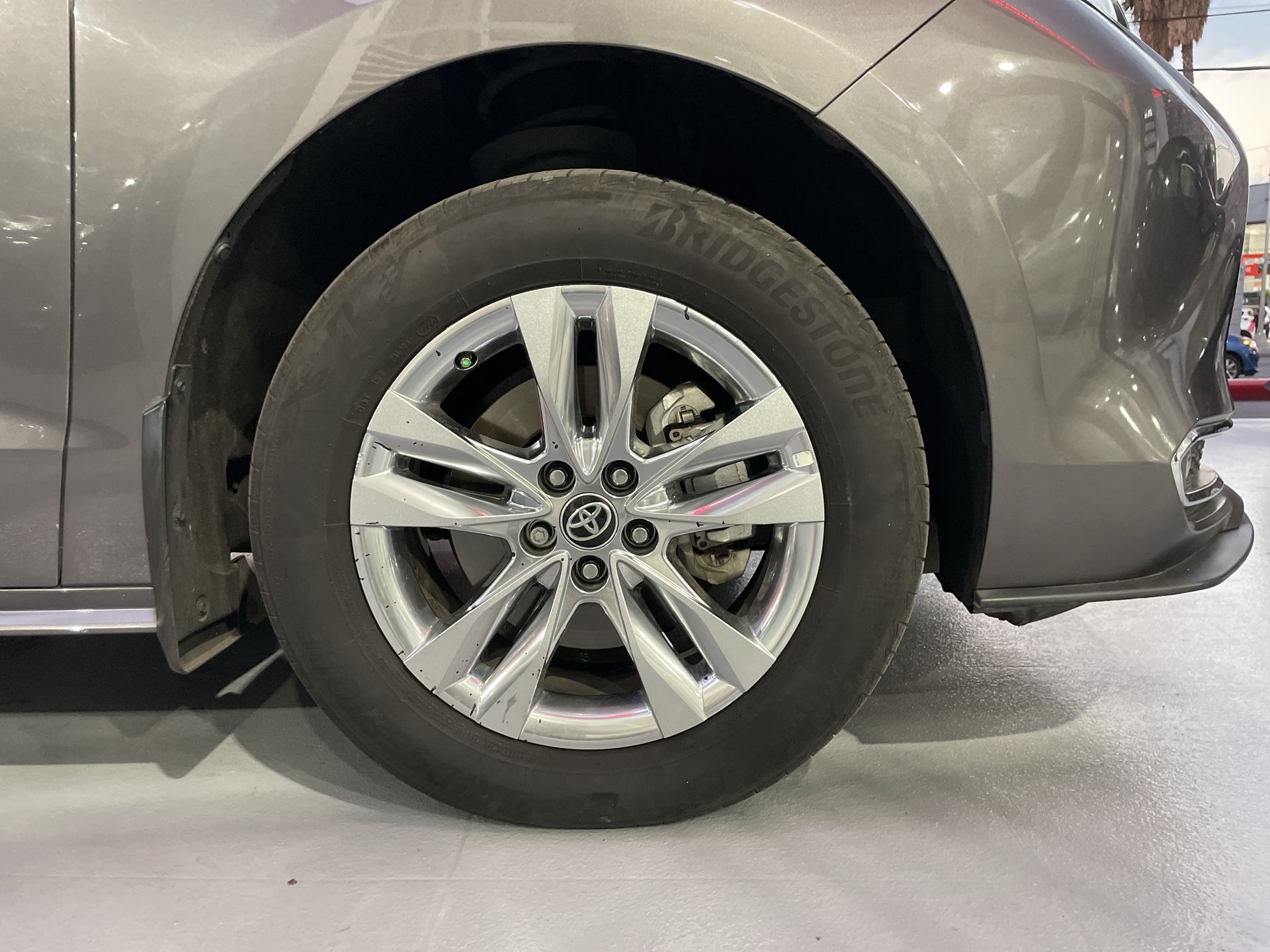 2022 Toyota SIENNA XLE PIEL