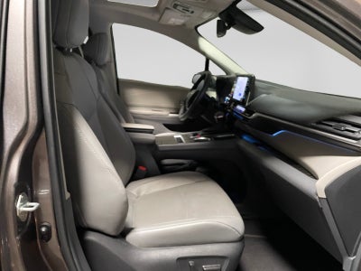 2023 Toyota SIENNA LIMITED