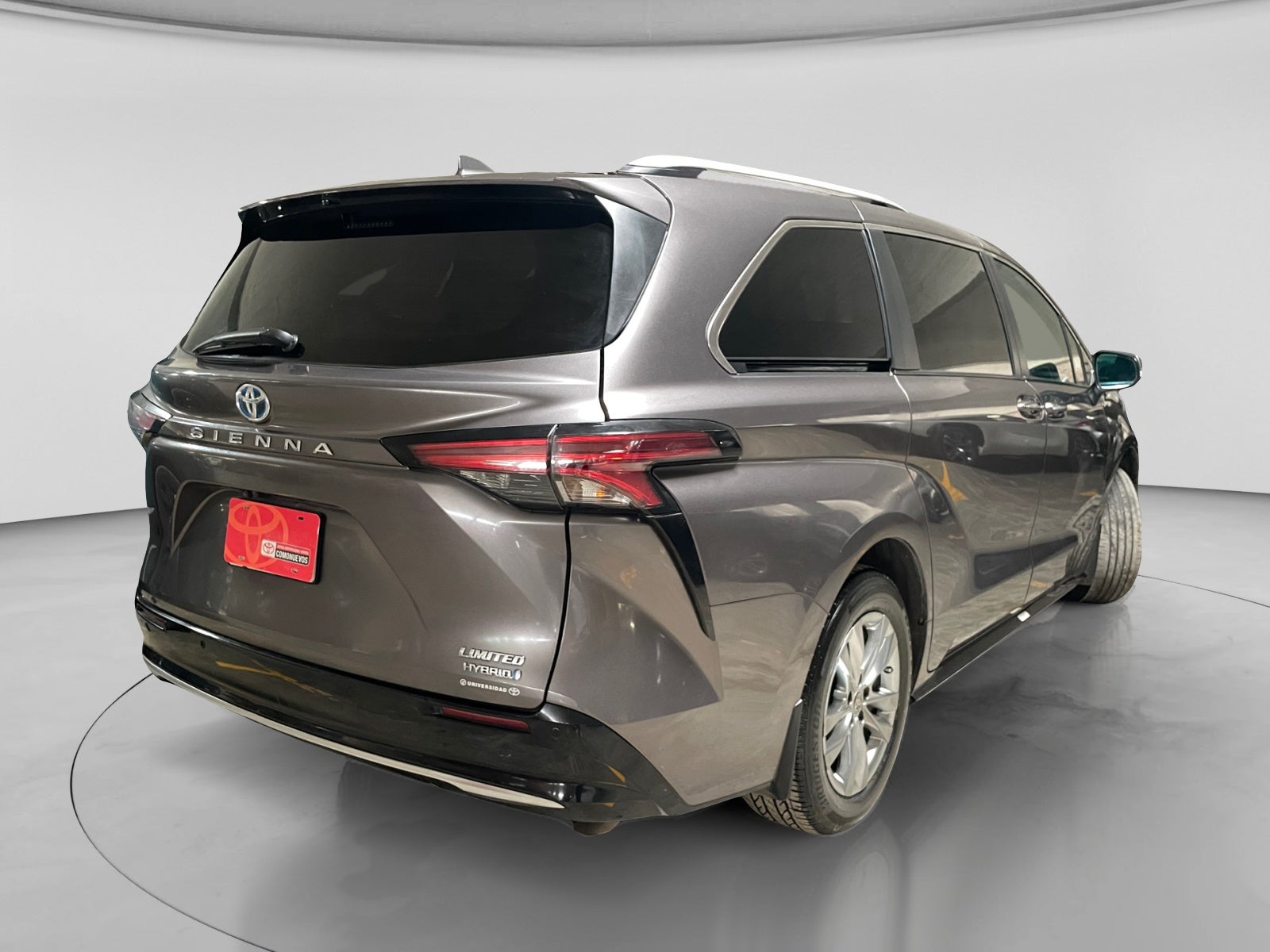 2023 Toyota SIENNA LIMITED