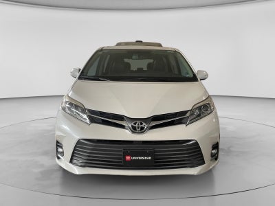 2018 Toyota SIENNA LIMITED