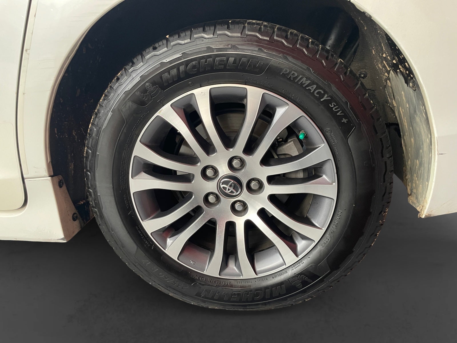 2019 Toyota SIENNA XLE