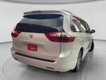 2019 Toyota SIENNA XLE